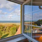 Seehotel Duene Отель Граль-Мюриц
