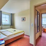 Seehotel Duene Отель 3*