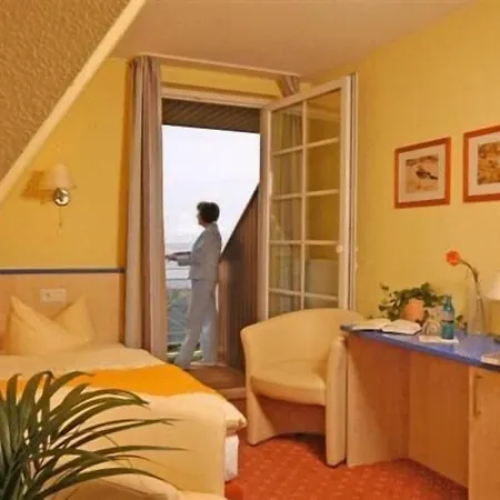 Seehotel Duene 3*